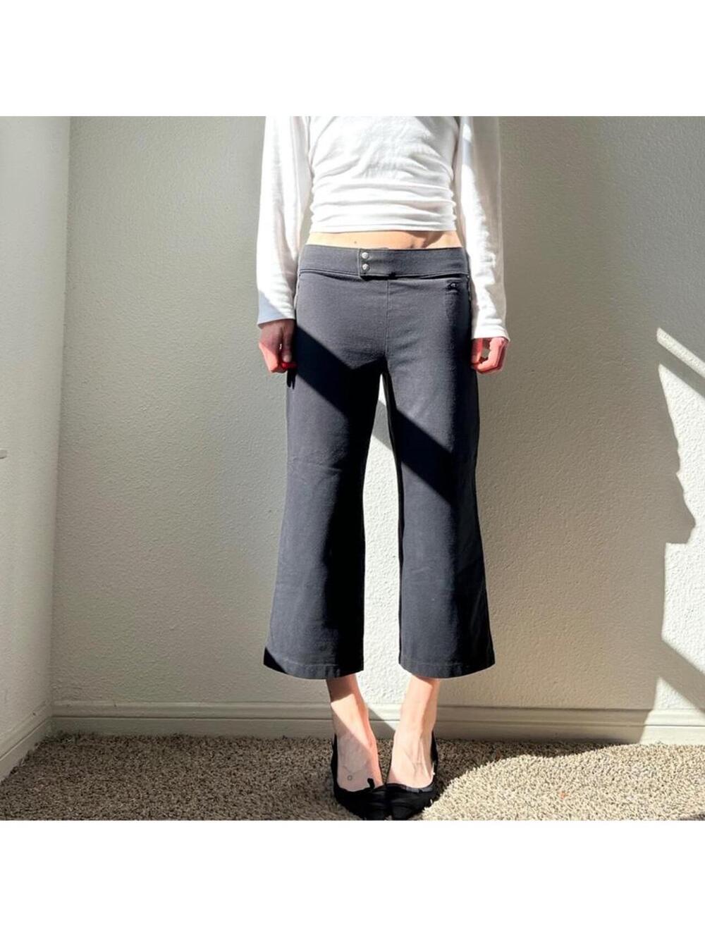 Vintage y2k low rise wide leg flare cropped black knit chino pants / capris